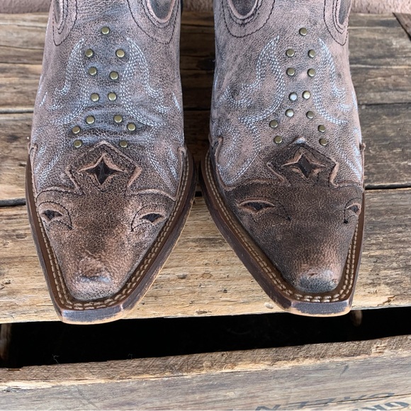 Laredo Women’s Lucretia Studded Western Boot - Picture 4 of 10